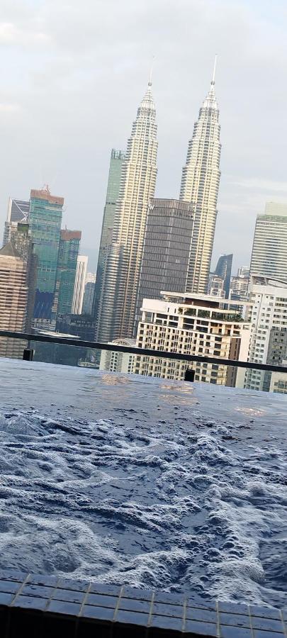 Colony By Infinitum Suites Service Klcc Kuala Lumpur Bagian luar foto