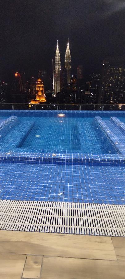 Colony By Infinitum Suites Service Klcc Kuala Lumpur Bagian luar foto